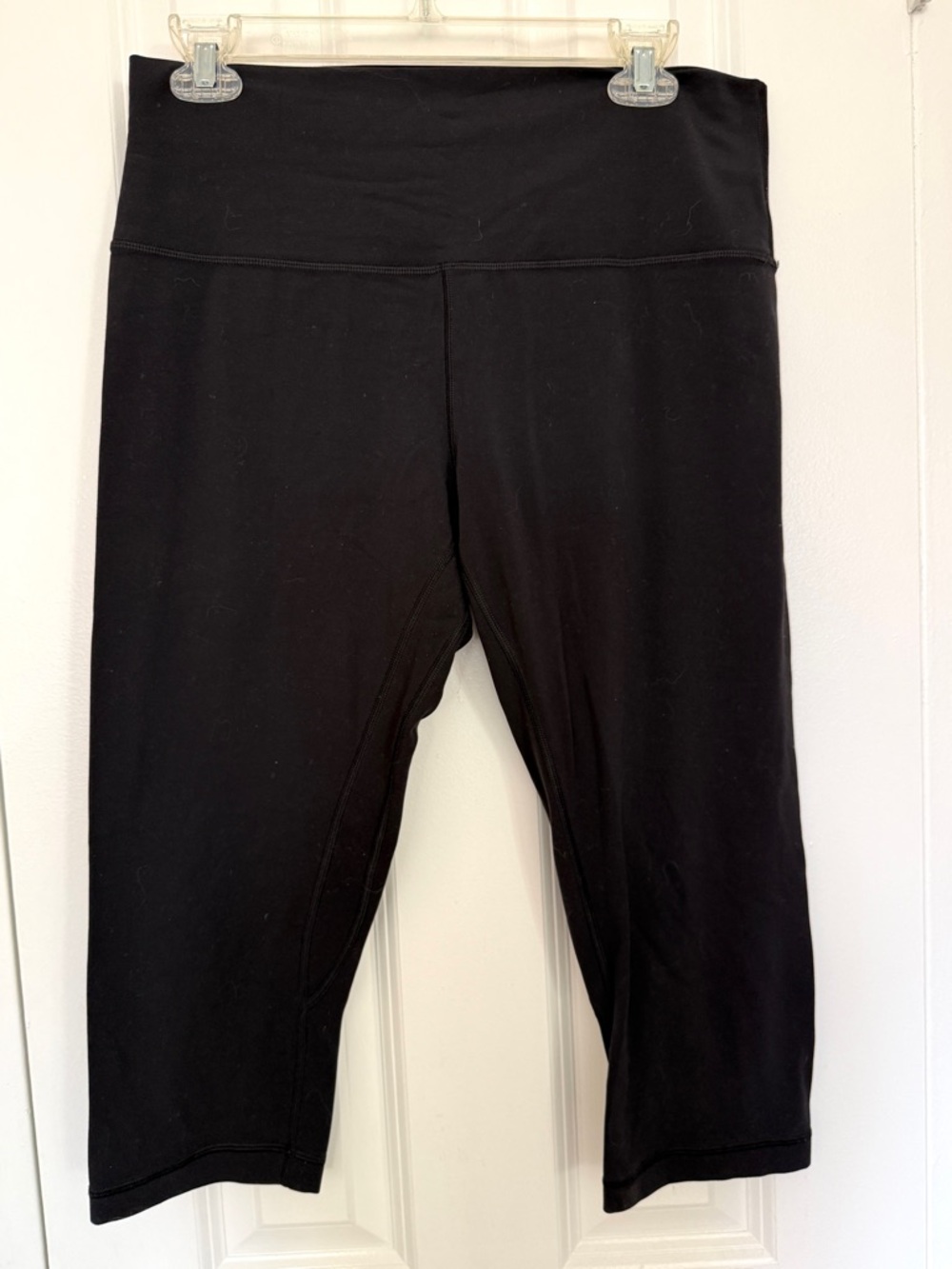 🎀 EUC LULULEMON ALIGN CAPRI LEGGINGS Sz 12, inseam 19” Black 🎀